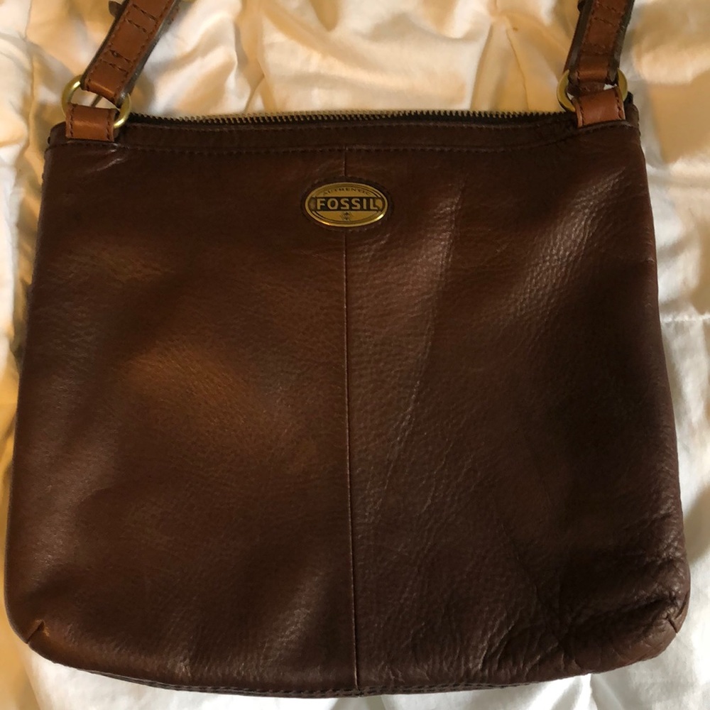 Leather fossil shoulder bag/purse.